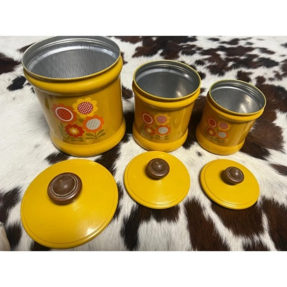 West Bend Vintage 70s Harvest Yellow Floral Aluminum Canister Set 3pc Wood Knobs